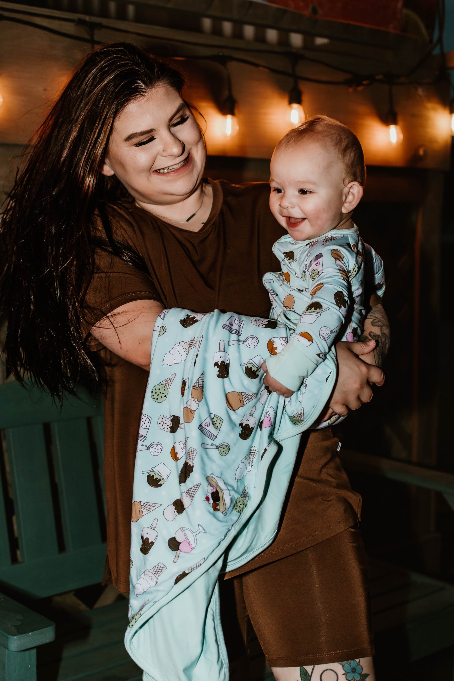 Munchkin Snuggle Blanket